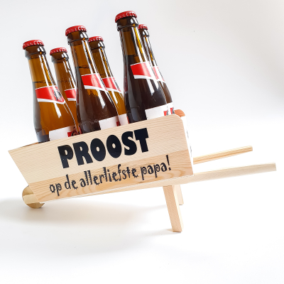 Houten bier kruiwagen